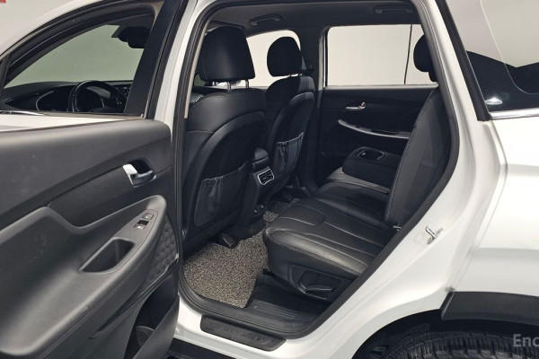 2021 Hyundai Santa Fe с пробегом 46 402 км