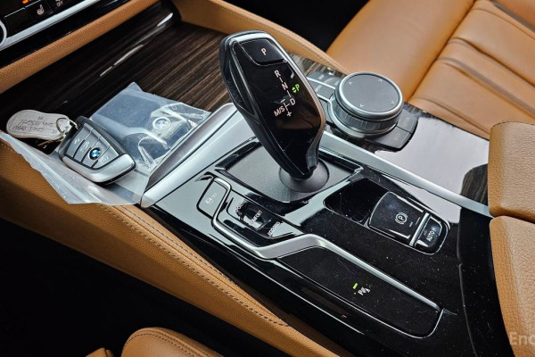 2020 BMW 5 серии с пробегом 42 056 км