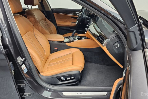 2020 BMW 5 серии с пробегом 42 056 км