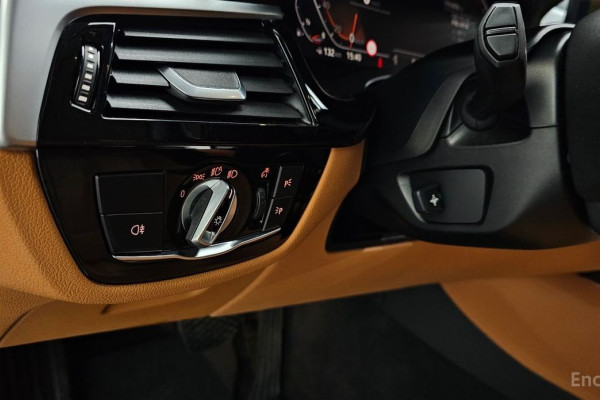 2020 BMW 5 серии с пробегом 42 056 км