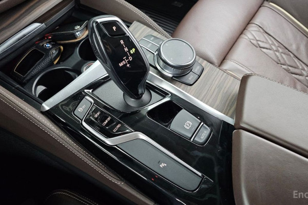 2020 BMW 5 серии с пробегом 49 834 км