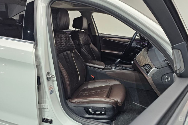 2020 BMW 5 серии с пробегом 74 898 км