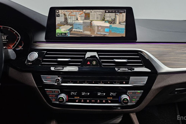 2020 BMW 5 серии с пробегом 74 898 км