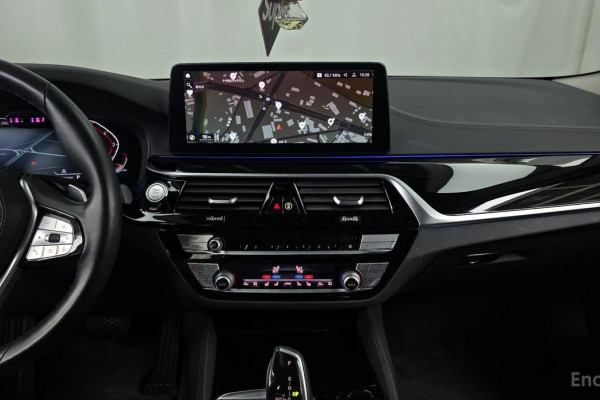 2021 BMW 5 серии с пробегом 69 979 км