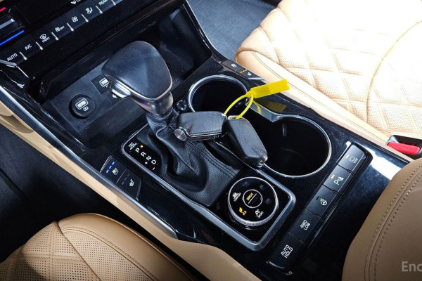 2020 Kia Mohave с пробегом 56 028 км