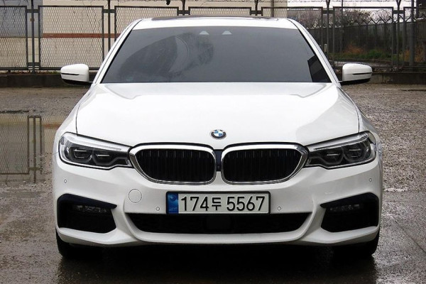 2020 BMW 5 серии с пробегом 70 199 км