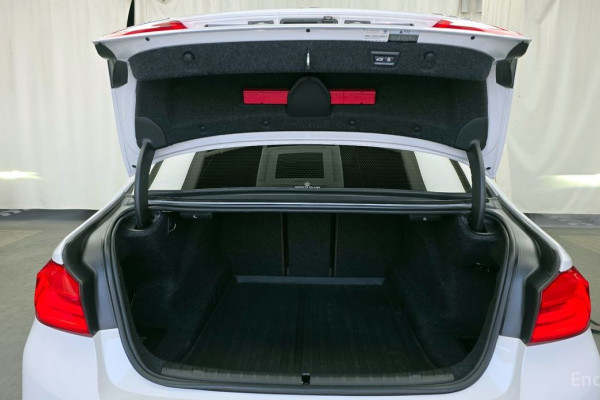 2020 BMW 5 серии с пробегом 70 208 км