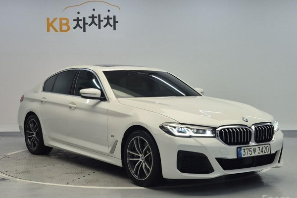 2020 BMW 5 серии с пробегом 64 484 км