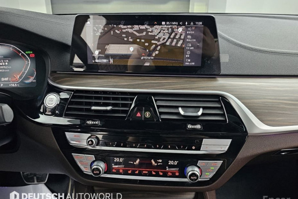 2020 BMW 5 серии с пробегом 64 730 км