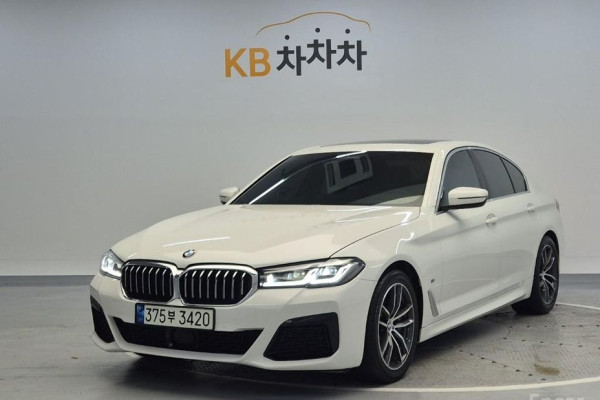 2020 BMW 5 серии с пробегом 64 484 км