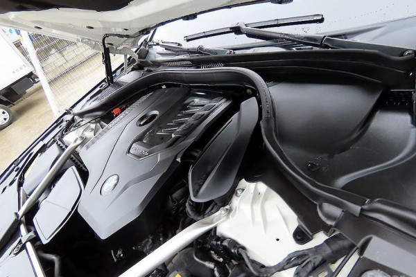 2020 BMW 5 серии с пробегом 70 199 км