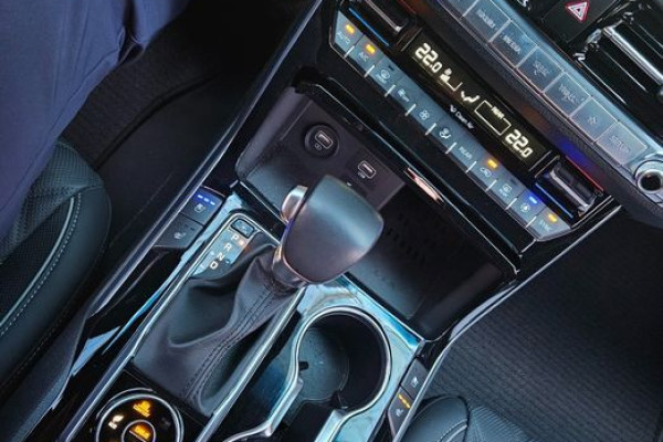 2022 Kia Mohave с пробегом 42 200 км