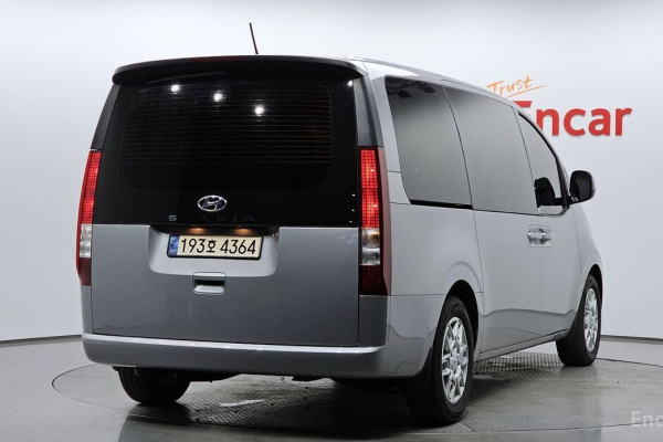 2022 Hyundai Staria с пробегом 48 618 км
