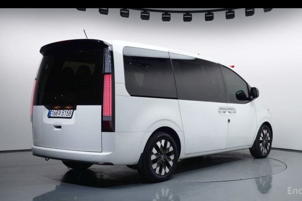 2021 Hyundai Staria с пробегом 62 720 км