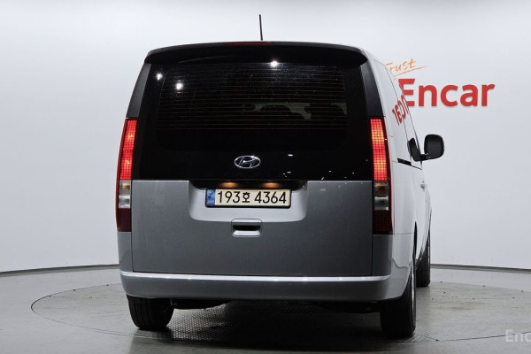 2022 Hyundai Staria с пробегом 48 618 км