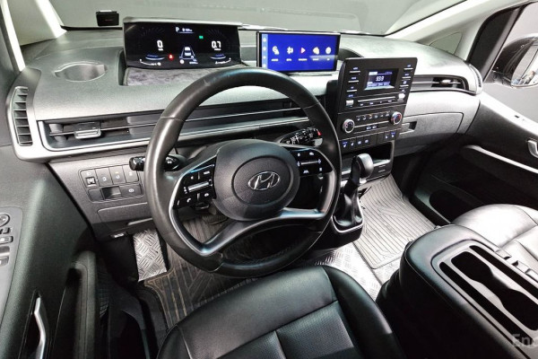 2022 Hyundai Staria с пробегом 87 845 км