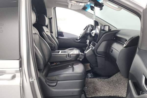 2022 Hyundai Staria с пробегом 69 067 км