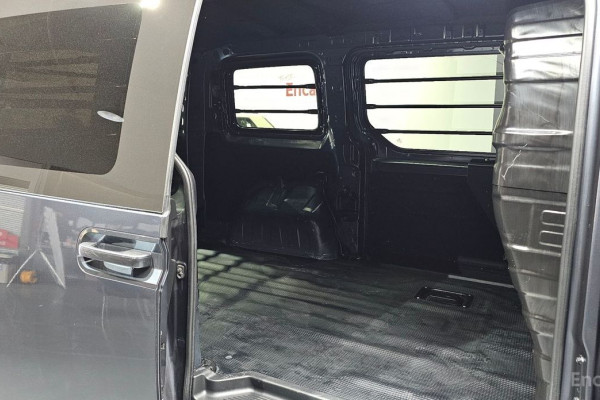 2022 Hyundai Staria с пробегом 87 845 км