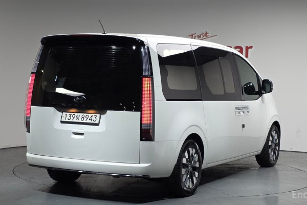 2021 Hyundai Staria с пробегом 40 088 км