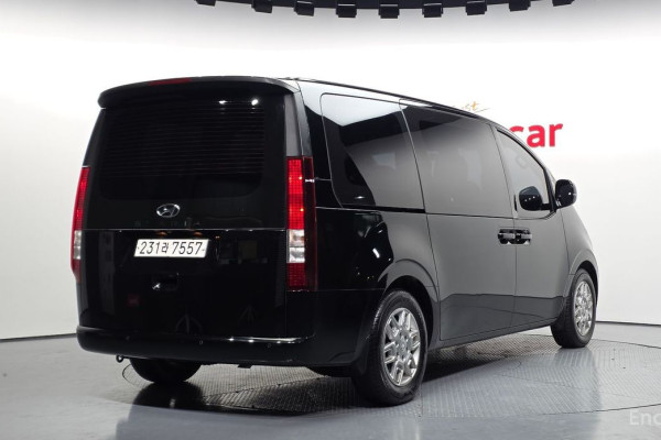 2022 Hyundai Staria с пробегом 31 201 км