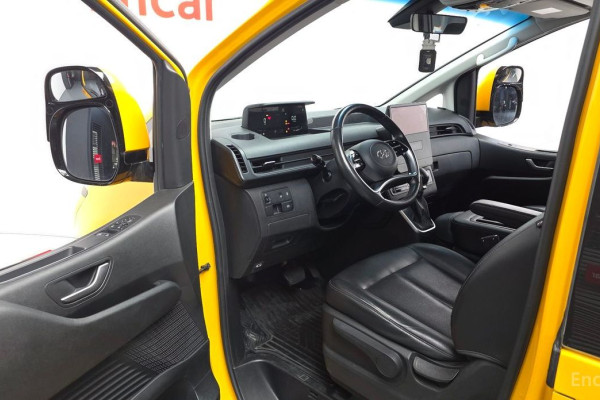 2022 Hyundai Staria с пробегом 42 712 км