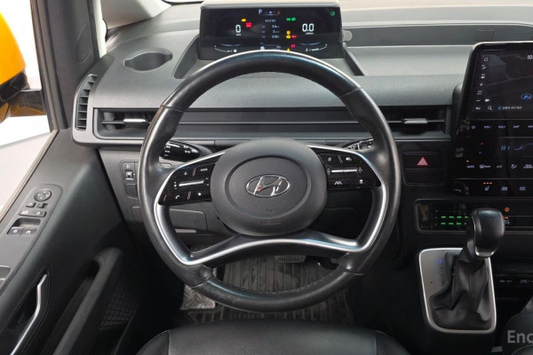 2022 Hyundai Staria с пробегом 42 712 км
