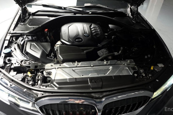 2021 BMW 3 серии с пробегом 69 906 км