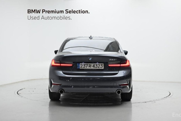 2021 BMW 3 серии с пробегом 60 579 км