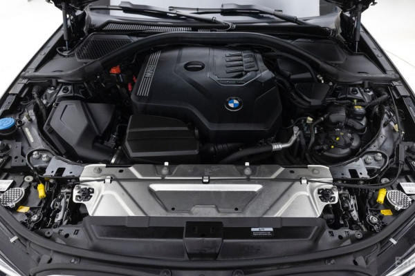 2022 BMW 3 серии с пробегом 32 755 км