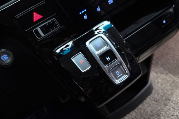 2021 Hyundai Staria с пробегом 40 088 км