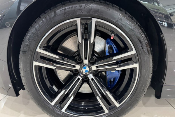 2023 BMW 3 серии с пробегом 37 462 км