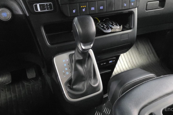 2022 Hyundai Staria с пробегом 73 899 км