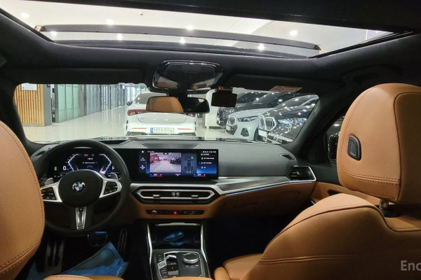 2023 BMW 3 серии с пробегом 9 899 км