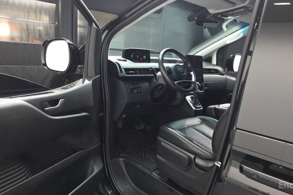 2022 Hyundai Staria с пробегом 31 201 км
