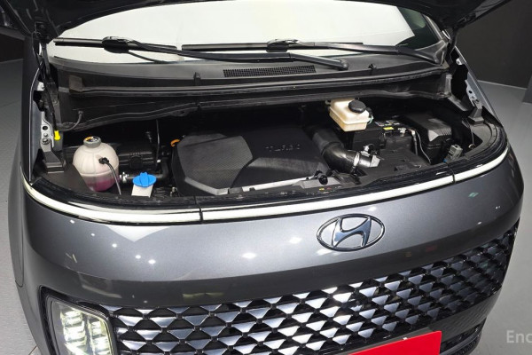 2021 Hyundai Staria с пробегом 45 812 км