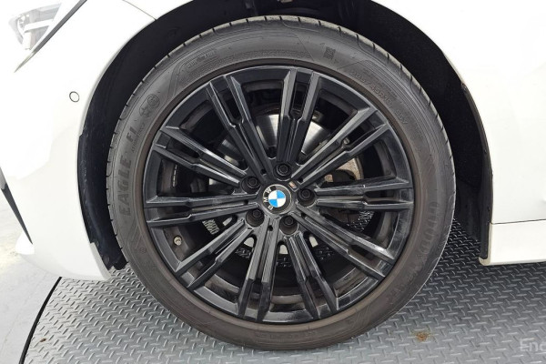 2021 BMW 3 серии с пробегом 25 253 км