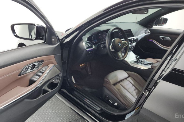 2021 BMW 3 серии с пробегом 43 689 км