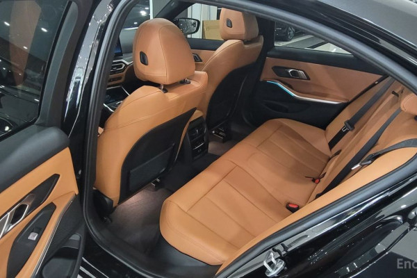 2023 BMW 3 серии с пробегом 9 899 км