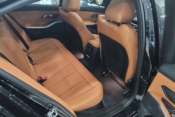 2023 BMW 3 серии с пробегом 9 899 км