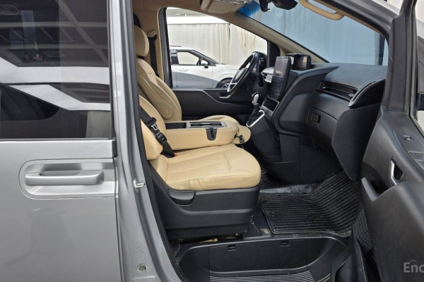 2021 Hyundai Staria с пробегом 73 001 км