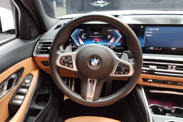 2022 BMW 3 серии с пробегом 12 522 км