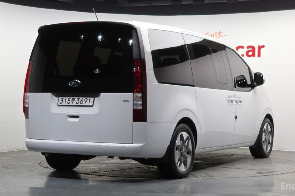 2022 Hyundai Staria с пробегом 96 146 км