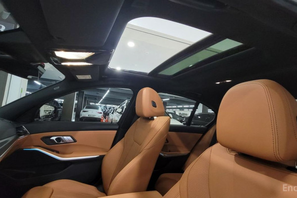 2023 BMW 3 серии с пробегом 9 899 км