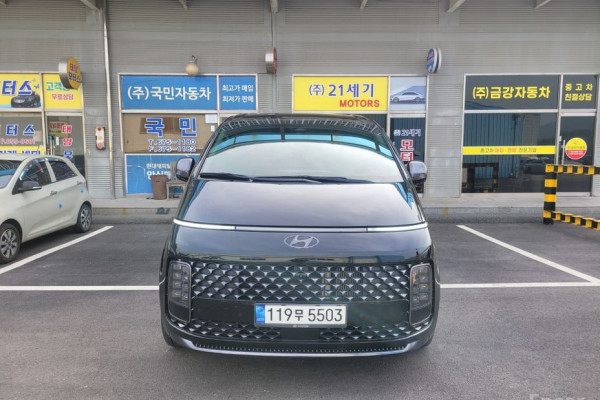 2021 Hyundai Staria с пробегом 80 894 км