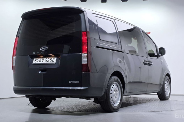 2022 Hyundai Staria с пробегом 53 820 км