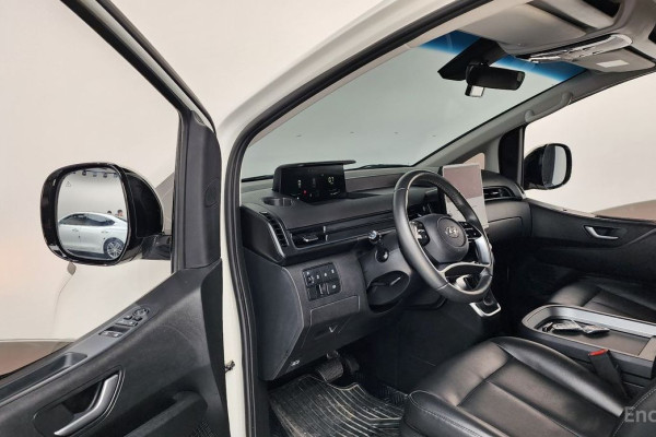 2022 Hyundai Staria с пробегом 93 106 км