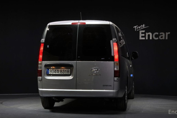 2022 Hyundai Staria с пробегом 61 361 км