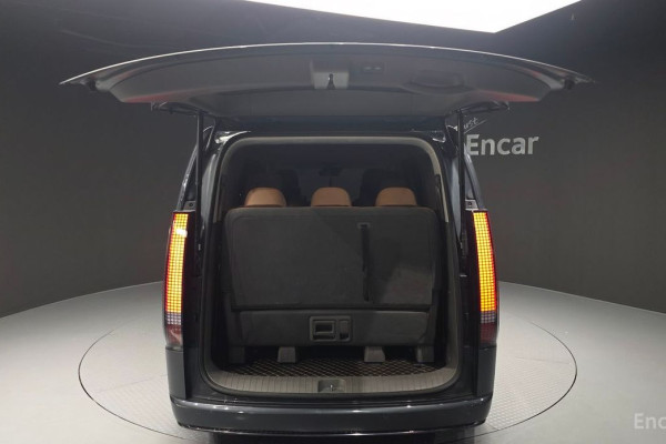 2021 Hyundai Staria с пробегом 45 812 км