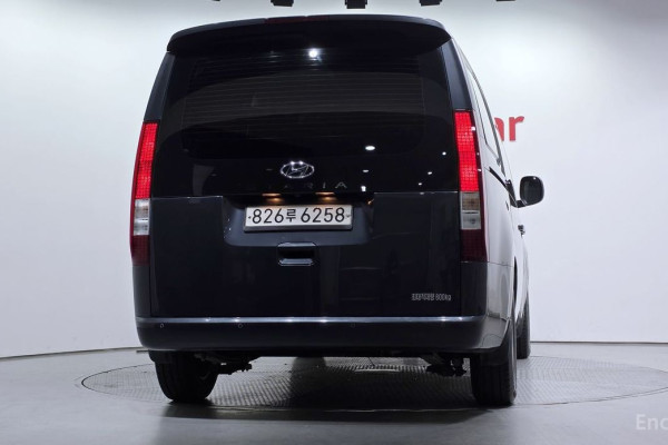 2022 Hyundai Staria с пробегом 53 820 км