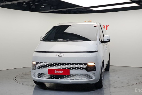 2022 Hyundai Staria с пробегом 37 692 км